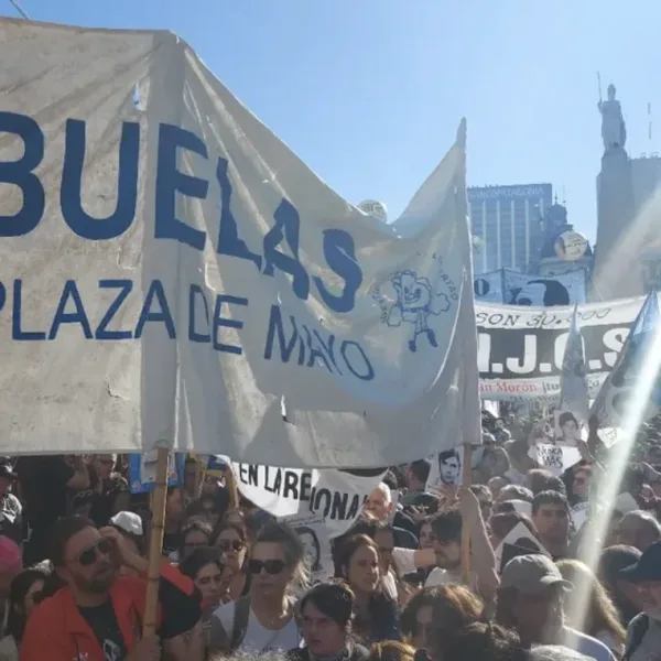 Abuelas de Plaza de Mayo denuncian que el Gobierno interrumpió el envío de kits de ADN a consulados